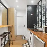 Elegant Bright Studio In Prestigious 7Th Arrondissement